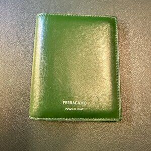 Ferragamo Credit Card Holder - Green